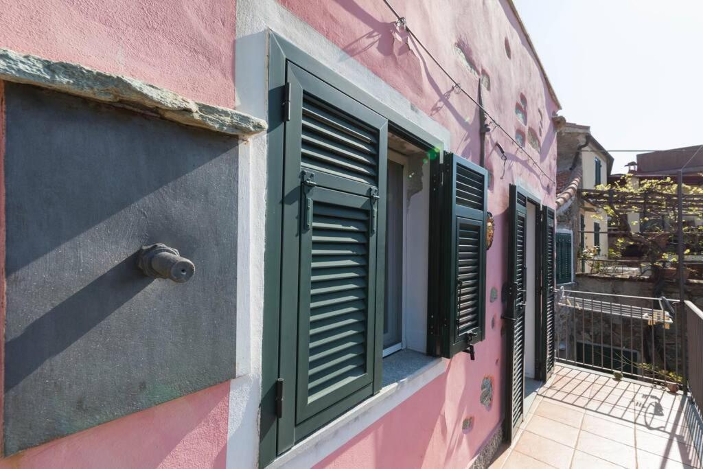 הוילה La Casa Di Sandra A נולי מראה חיצוני תמונה